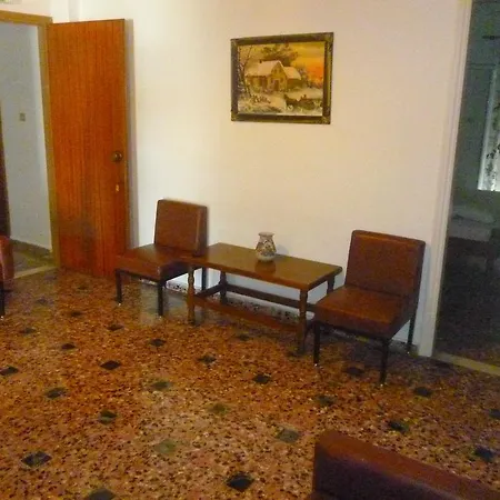 Nikos 2* Loutra Edipsou (Evia)