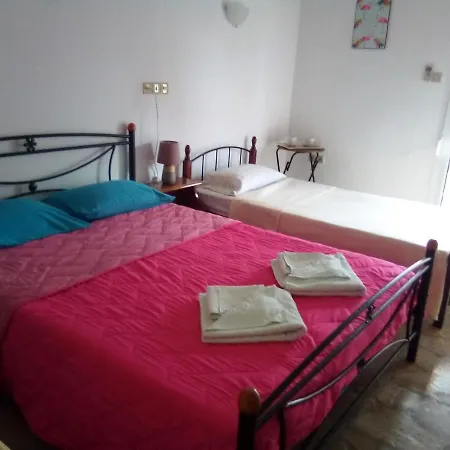 Hotell Nikos 2*