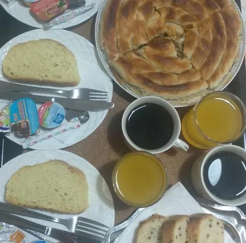 Nikos Λουτρά Αιδηψού